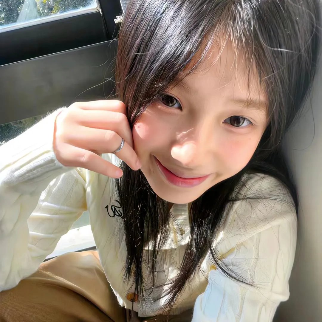 明天,我会成为谁的女友